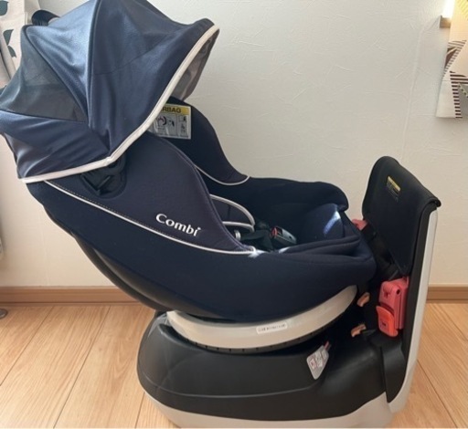 Combi チャイルドシート コンビ クルムーヴ Simplight トイザらス限定