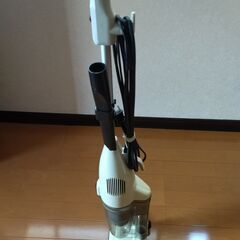 ツインバード　スティック型クリーナーの画像