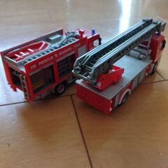 ベンツ　はしご車　レスキュー車　２台セットの画像