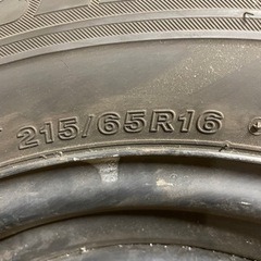 車のパーツ タイヤ、ホイール