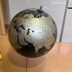 英語表記のおしゃれな地球儀　インテリア　北欧