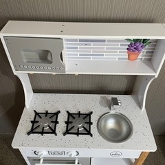 （美品）キッドクラフト(Kidkraft)初めてのキッチン　ままごとの画像