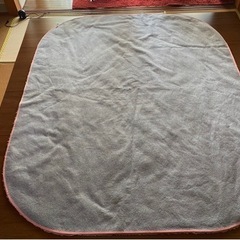 大きめなピンクの暖かいラグ‼️の画像