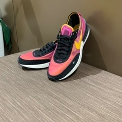 【 NIKE 】👟✨ かなり 格好イイです！🤩  size 25.5cm ，シューズ . スニーカー ，の画像