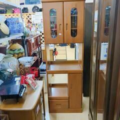 キッチンボード✨家具 収納家具 キャビネット【こちらは店舗です。浜村鹿野温泉ICから3分 買取本舗 宮本リサイクル 営業時間9～19時 定休日水曜のみ←連絡できませんm(_ _)m】の画像