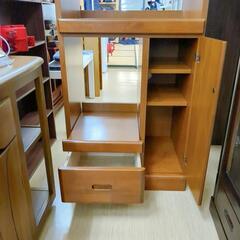 キッチンボード✨家具 収納家具 キャビネット【こちらは店舗です。浜村鹿野温泉ICから3分 買取本舗 宮本リサイクル 営業時間9～19時 定休日水曜のみ←連絡できませんm(_ _)m】の画像