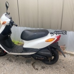 ヤマハ SA39J JOG FI車　パールホワイトの画像