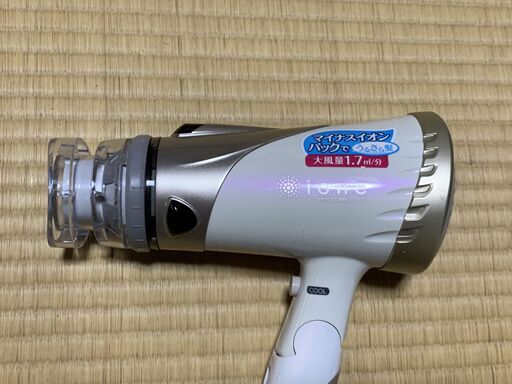 ドライヤー　TESCOM　TDI920