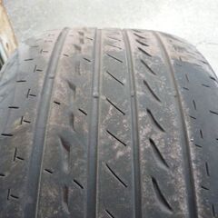 無料　廃タイヤ　２２５/４０R１９　２本の画像