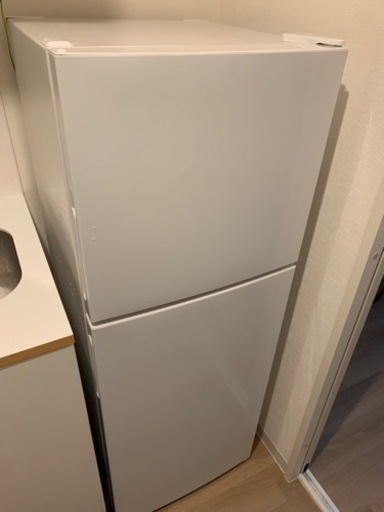 冷蔵庫 小型 138L  白 ホワイト MAXZEN JR138ML01WH