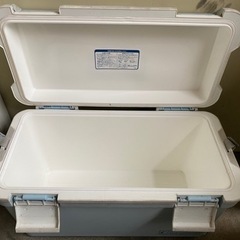 ‼️訳あり特価品‼️(内容変更有‼️)クーラーボックス
