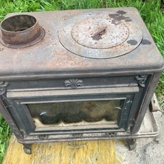 薪ストーブの画像