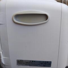 2電源式コンパクト電子冷温ボックスの画像