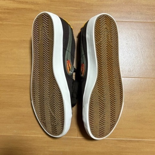 NIKE SB BLZR COURT DVDLナイキブレーザー【26cm】