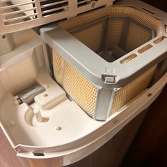 Panasonic製加湿器（11年製）の画像