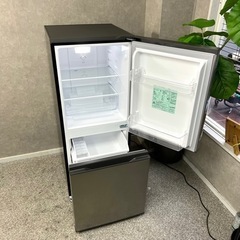 ☑︎ご成約済み🤝 AQUA 超美品！2023年製✨ 一人暮らし冷蔵庫 135L⭕️ ステンレスシルバー⛓️の画像