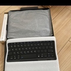 新品未使用　タブレット　ケースキーボードの画像