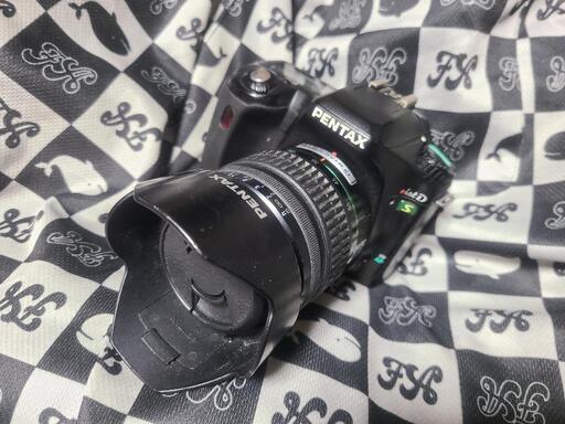 値下げ！Pentax　訳あり！デジタル一眼レフカメラ　レンズ付き　電池タイプ
