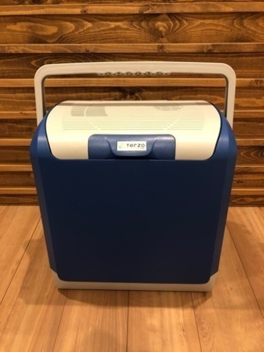 TERZO EA-CB2 エクセルクール ソリッド 車載保冷庫 24L PIAA テルッツォ 車専用 クーラーボックス キャンプ レジャー