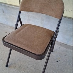 パイプ椅子 5脚の画像