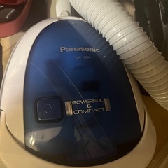 壊れた掃除機2台あります。の画像