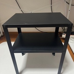 【お譲り先決まりました】 IKEA クナレヴィーク サイドテーブルの画像