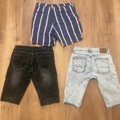 American eagleダメージハーフジーンズ他3点の画像