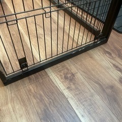 リッチェル 木製スライドペットサークル ワイド / ナチュラル(ベージュ) ダークブラウン(茶) / 4973655593523 犬 サークル ゲージ ケージ RicheLL の画像