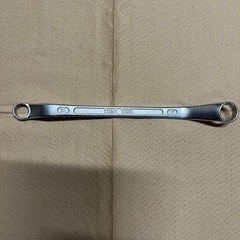 トネ　メガネレンチ　新品　11×13