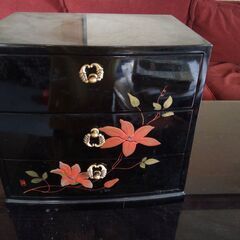 USED 昭和レトロ　3段小物入れ。
