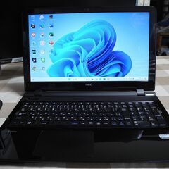 値下げしました　綺麗なお品です　SSD搭載　メモリ８GBで快適に...