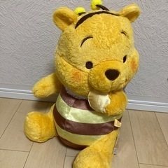 くまのプーさん超超BIGぬいぐるみの画像
