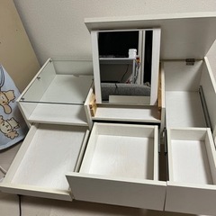 LOWYA ドレッサー ホワイトの画像