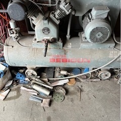 【直接引き取り限定】ベビコン エアーコンプレッサー 三相200V HITACHI 大型 170L 空気圧縮機　エアー　エアー工具　中古