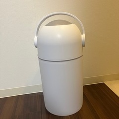 ピジョン　おむつゴミ箱