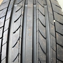 商談中、車のパーツ タイヤ、ホイールの画像