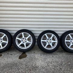 車のパーツ タイヤ、ホイール