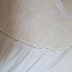 チチカカ 春夏ロングワンピースフリーサイズ 透け感 刺繍 ボタンの画像