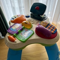 フィッシャープライス　アクティビティテーブル　　