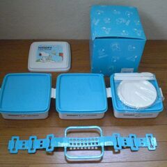 最終値下げ500円【未使用品】行楽に！スヌーピー　ピクニックケース（ランチボックス）３段の画像