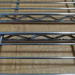 【値下げ】錆あり：アイリスオーヤマ　三段メタルラック　幅66×高さ90×奥35の画像