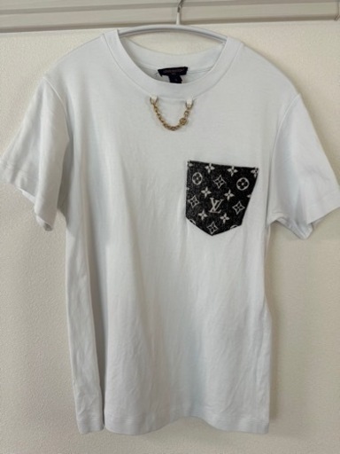 ヴィトン　Tシャツ