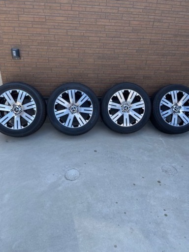 【決まりました。お問い合わせありがとうございました】新型デリカD5純正タイヤホイール4本セット(ナット付き)