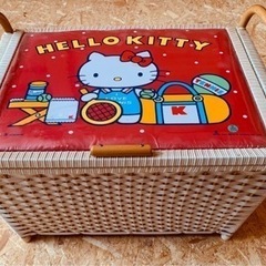 🎀ハローキティーのレトロなバスケット🎀