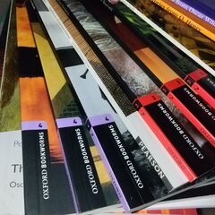 Oxford Bookworms Reading Book / ...