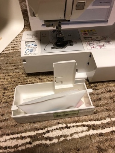 受渡者決定　
プラザー　コンピュータミシン　使用回数少ない美品