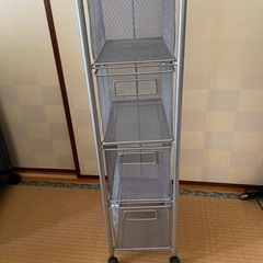 スチールラックの画像