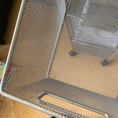 スチールラックの画像