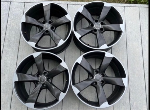 車のパーツ タイヤ、ホイール