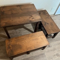 机、ベンチ×2セット 